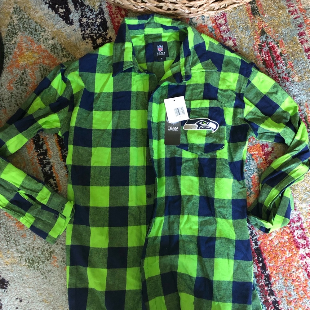 Woman’s Seahawks Flannel